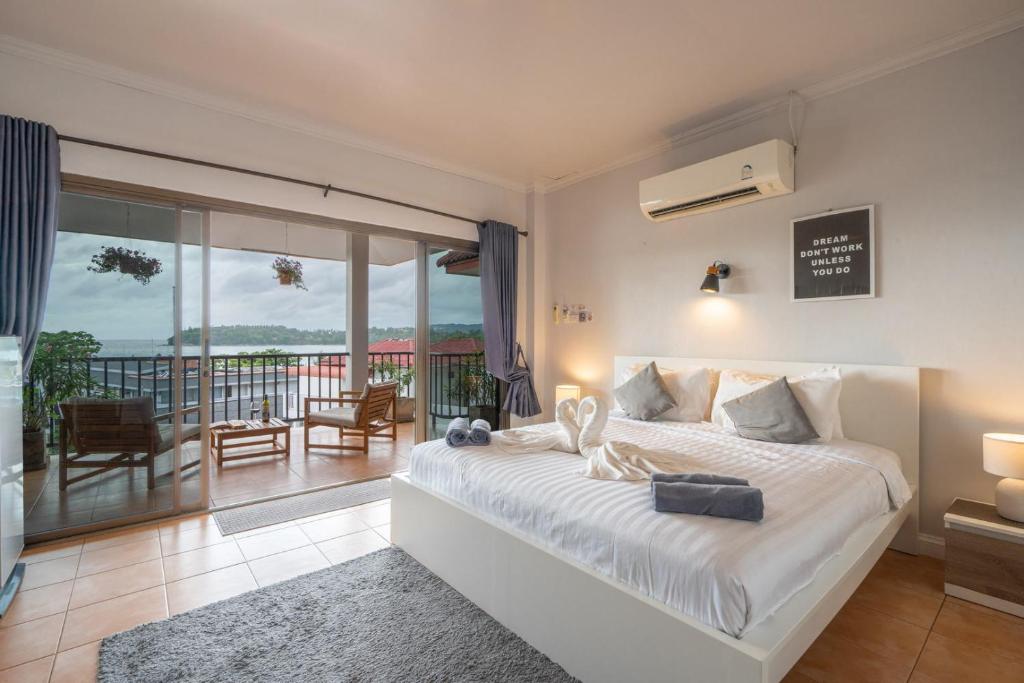 Two Chefs Inn – Phuket